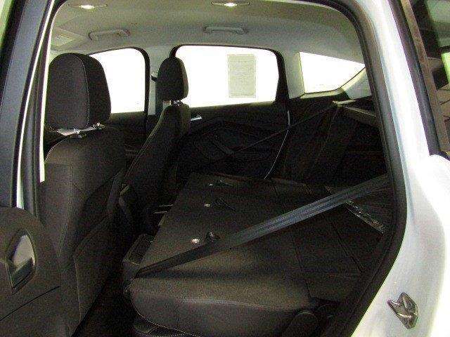 Ford C-Max Hybrid 2016 photo 25